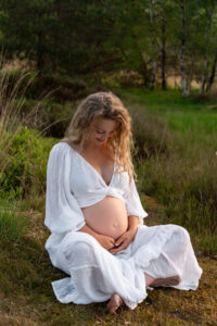 Zwangerschapshoot Heide Leesten- Fotograaf Tilburg- JJ Love Fotografie