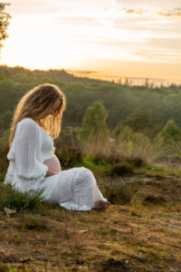 Zwangerschapshoot Heide Leesten- Fotograaf Tilburg- JJ Love Fotografie
