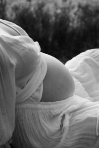 Zwangerschapshoot Heide Leesten- Fotograaf Tilburg- JJ Love Fotografie