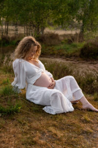 Zwangerschapshoot Heide Leesten- Fotograaf Tilburg- JJ Love Fotografie