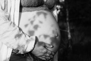 Zwangerschapshoot Heide Leesten- Fotograaf Tilburg- JJ Love Fotografie