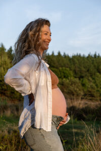 Zwangerschapshoot Heide Leesten- Fotograaf Tilburg- JJ Love Fotografie