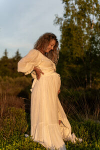 Zwangerschapshoot zonsondergang Heide Leesten- Fotograaf Tilburg- JJ Love Fotografie
