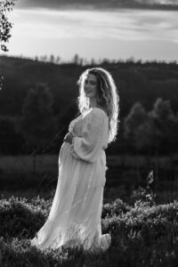Zwangerschapshoot Heide Leesten- Fotograaf Tilburg- JJ Love Fotografie