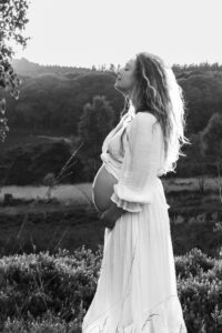 Zwangerschapshoot Heide Leesten- Fotograaf Tilburg- JJ Love Fotografie