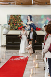 Trouwen in kerstsferen bij kasteel Maurick Vugt- JJ Love Fotografe- Trouwfotograaf Tilburg