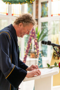 Trouwen in kerstsferen bij kasteel Maurick Vugt- JJ Love Fotografe- Trouwfotograaf Tilburg