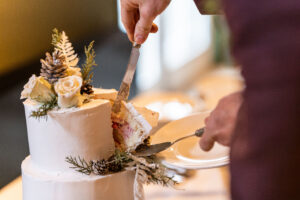 Trouwen in kerstsferen bij kasteel Maurick Vugt- JJ Love Fotografe- Trouwfotograaf Tilburg