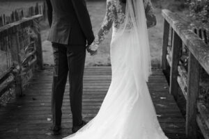 Trouwen in de herfst bij de Heische Hoeve in Loosbroek- Trouwfotograaf Tilburg- JJ Love Fotografie