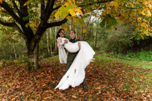 Trouwen in de herfst bij de Heische Hoeve in Loosbroek- Trouwfotograaf Tilburg- JJ Love Fotografie