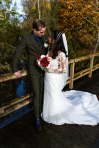 Trouwen in de herfst bij de Heische Hoeve in Loosbroek- Trouwfotograaf Tilburg- JJ Love Fotografie